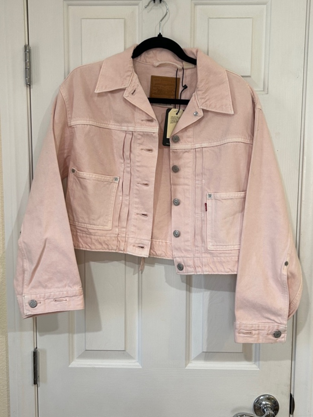 NWT Levi's Premium '90s Trucker Jacket Pink Denim Size Small